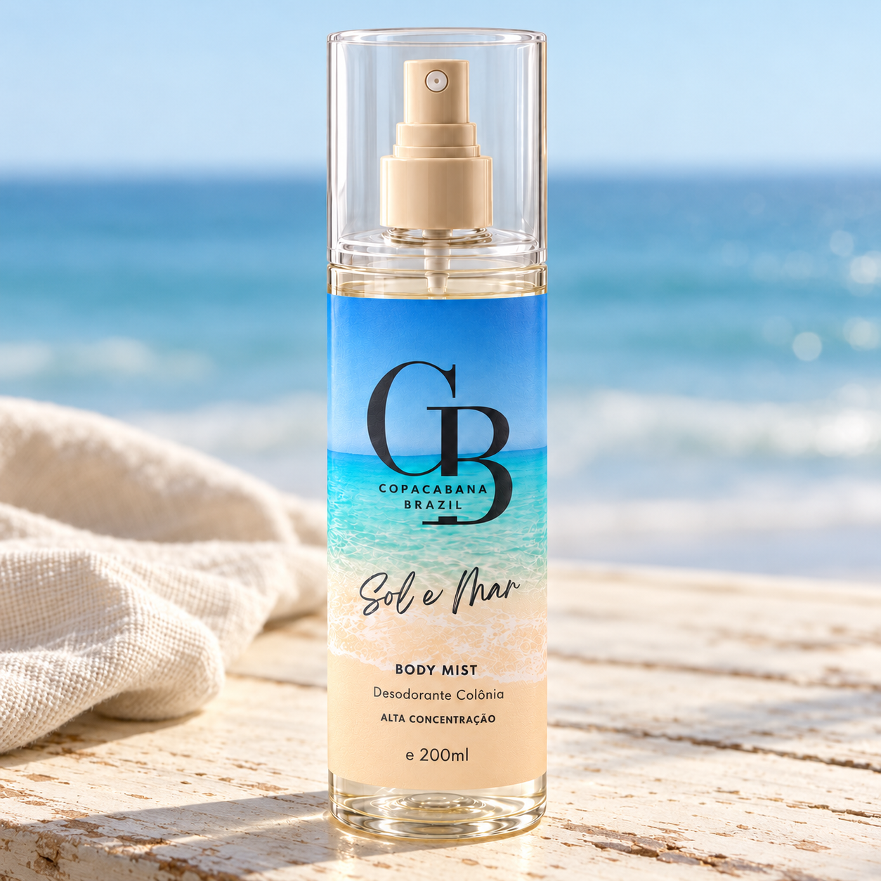 Body Splash Sol e Mar 200 ml em cenário de verão com mar ao fundo